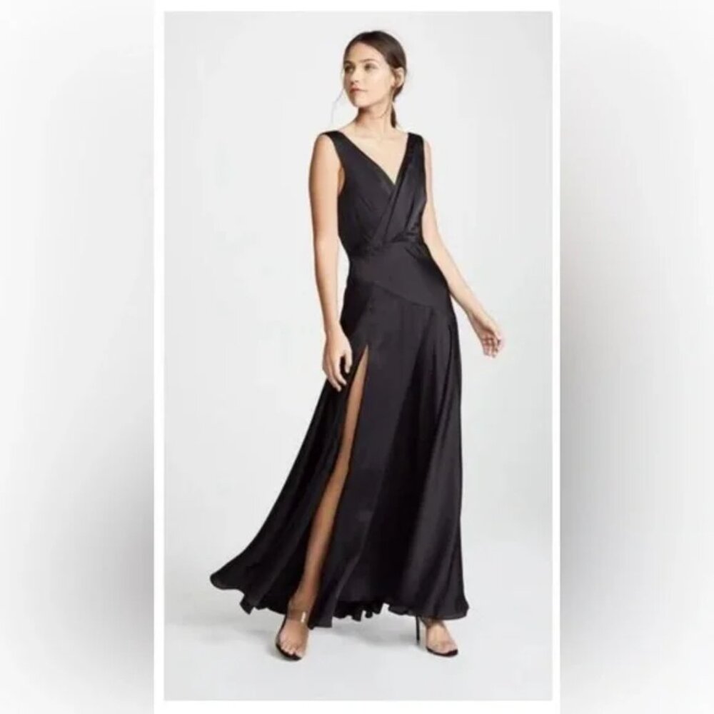 Escala Dress Gown | Fame and Partners | 8P | Black